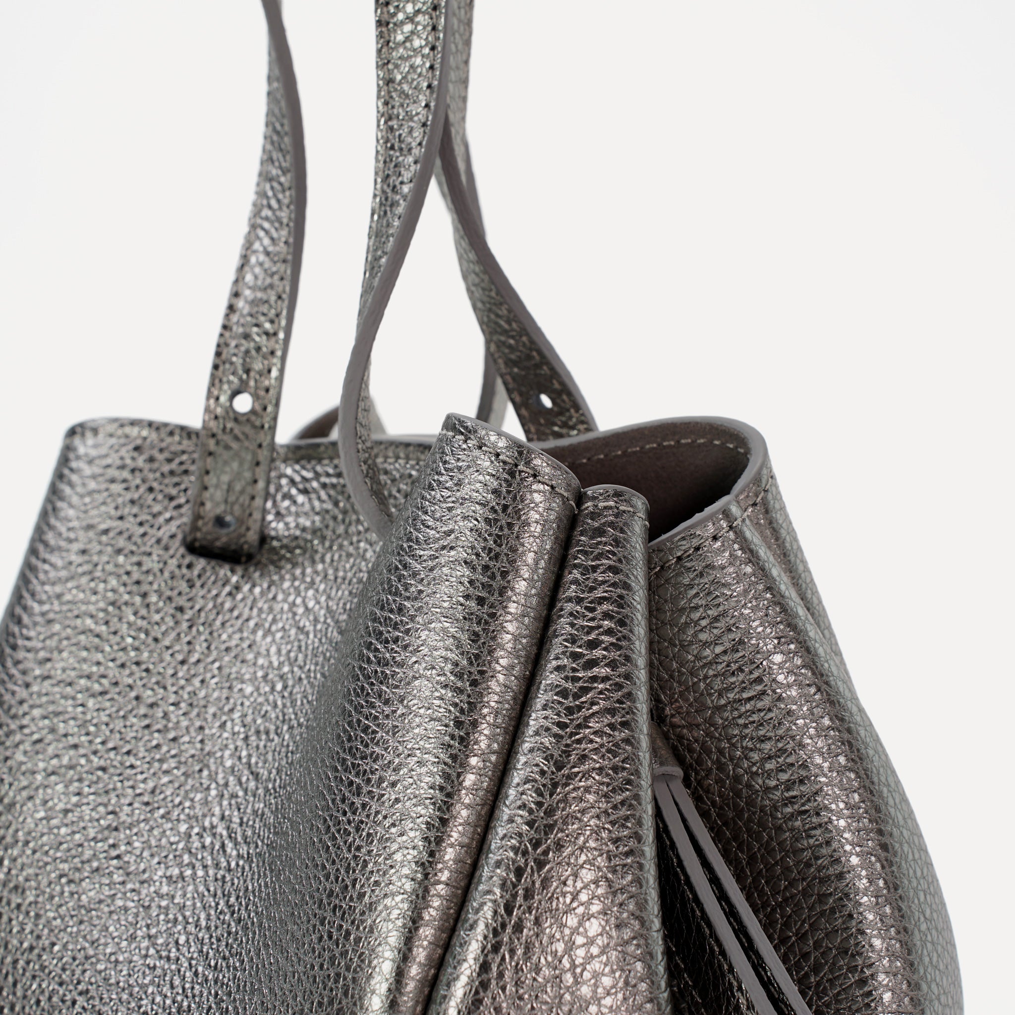Bijou Pétale Bag, Textured Leather, Metallic Warm Grey, with Extras